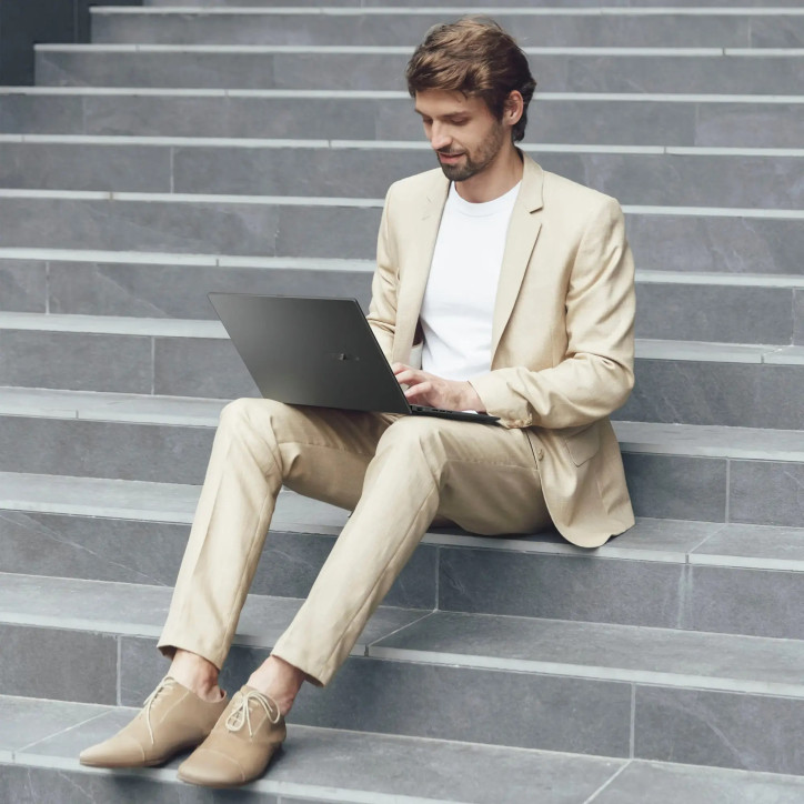 Asus ZenBook Q415MA-U5512 Core™ Ultra 5 125H 1TB SSD 8GB 14" (1920x1200) OLED TOUCHSCREEN WIN11 Asus ZenBook Q415MA-U5512 Core™ Ultra 5 125H 1TB SSD 8GB 14" (1920x1200) OLED TOUCHSCREEN WIN11