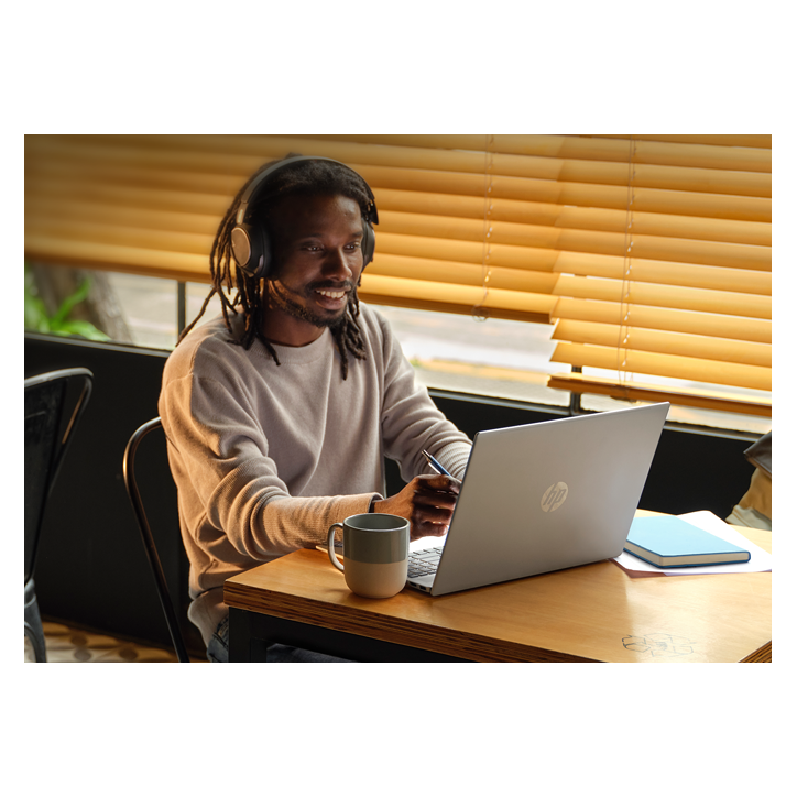 Laptop HP OmniBook 5 16  FHD + Dotyk " Intel Core Ultra 9 32G 1TB W11